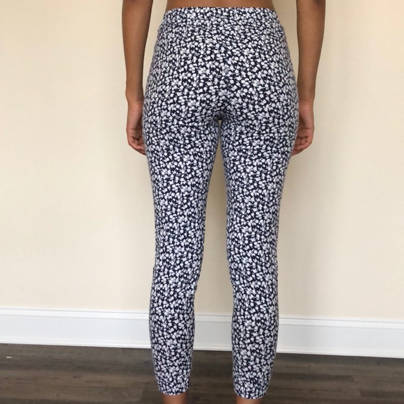 NWOT Abercrombie Pants - Picture 4 of 4